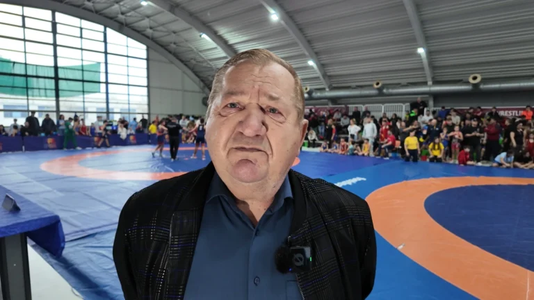 lupte românești, tradiția luptelor, legenda luptelor libere, Cupa Marin Pârcălabu, CSA Steaua, Federația Română de Lupte, academie lupte, campioni lupte libere, istoria luptelor în România, sportivi români lupte.